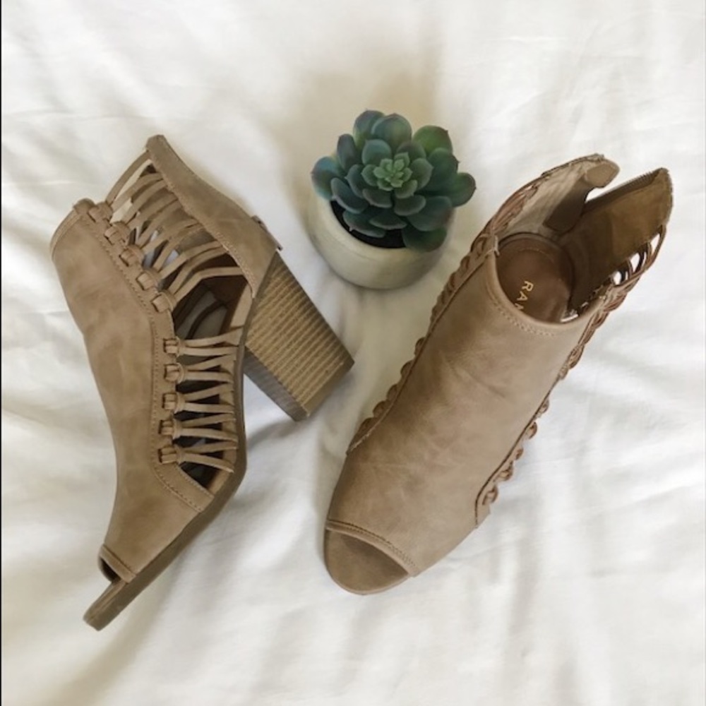 Rampage tan Ankle booties